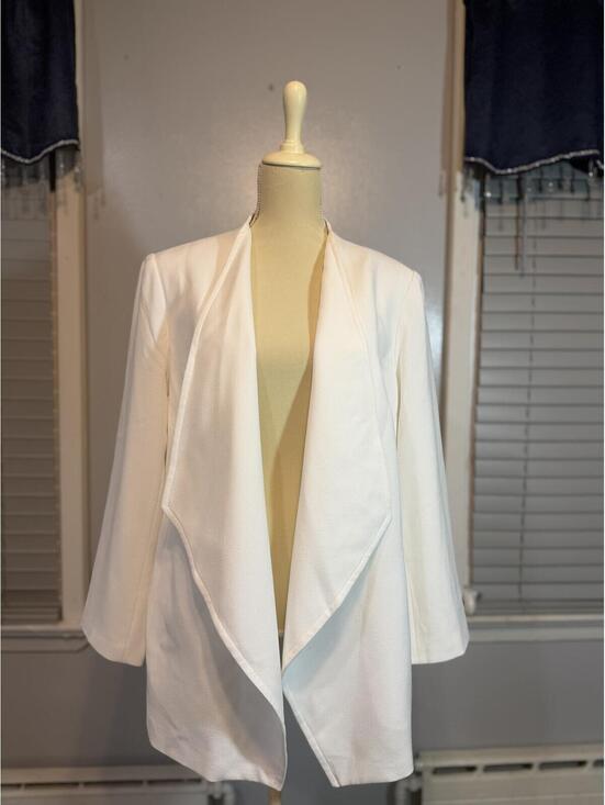 Kasper Jackets & Blazers - Kasper White Open Front Blazer 1X Minimalist Office Chic Lightweight Jacket